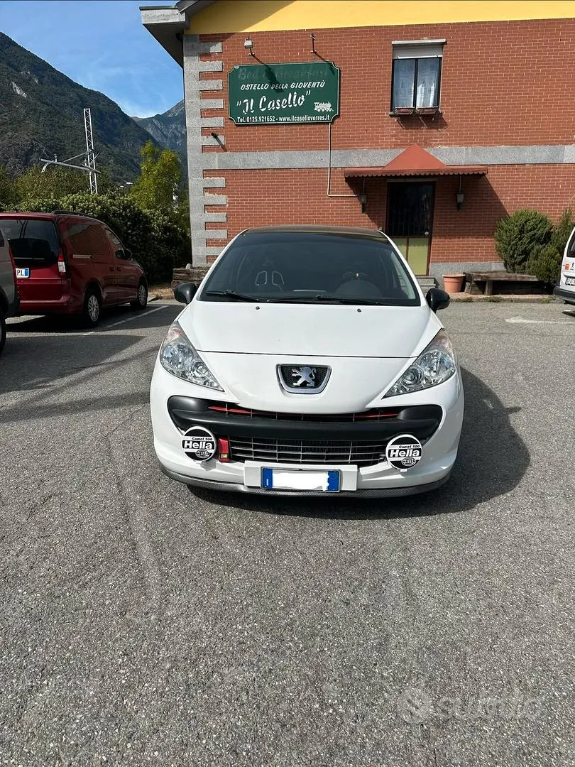 Peugeot 207