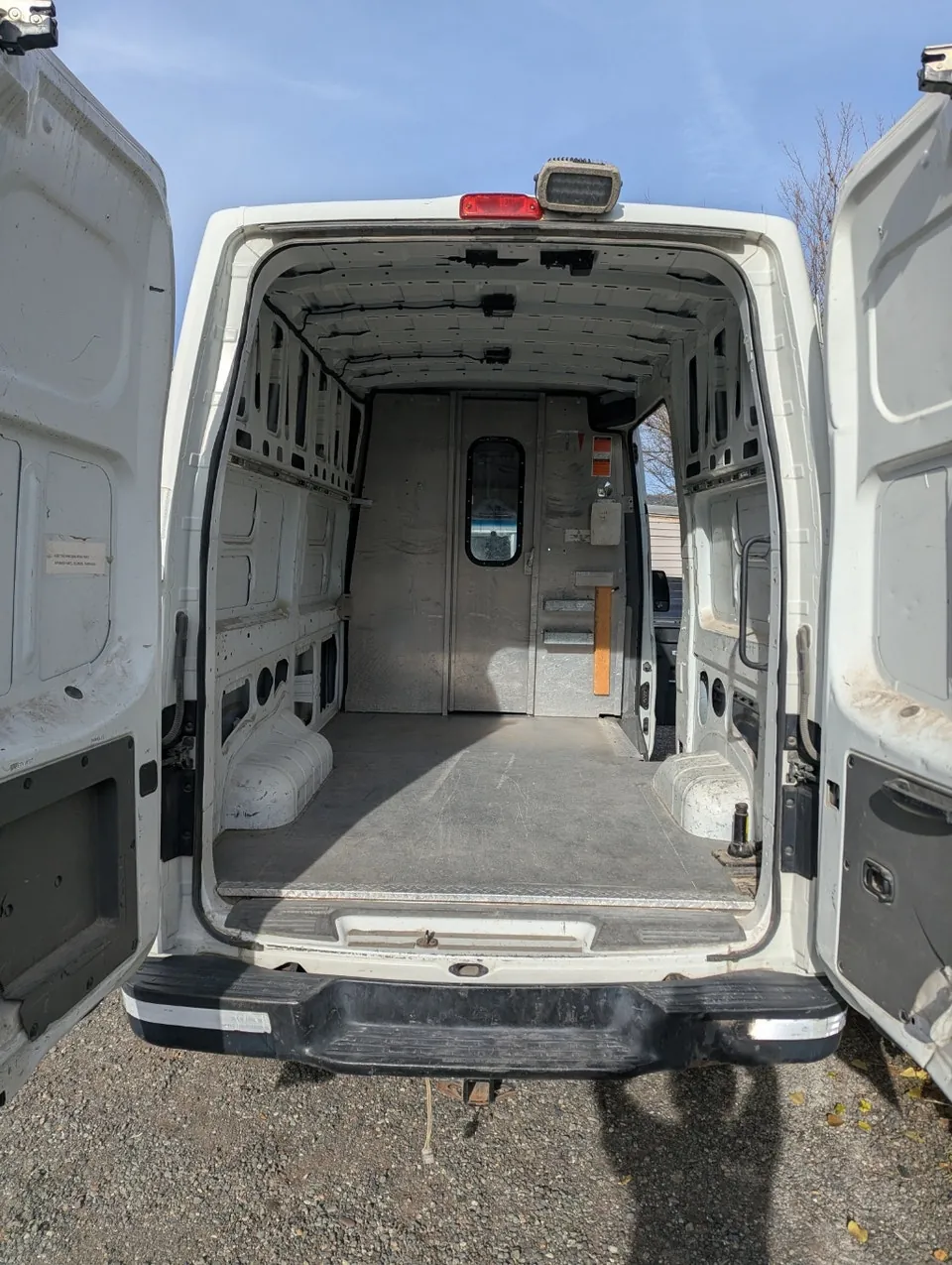Nissan Nv2500 2015 photo 5