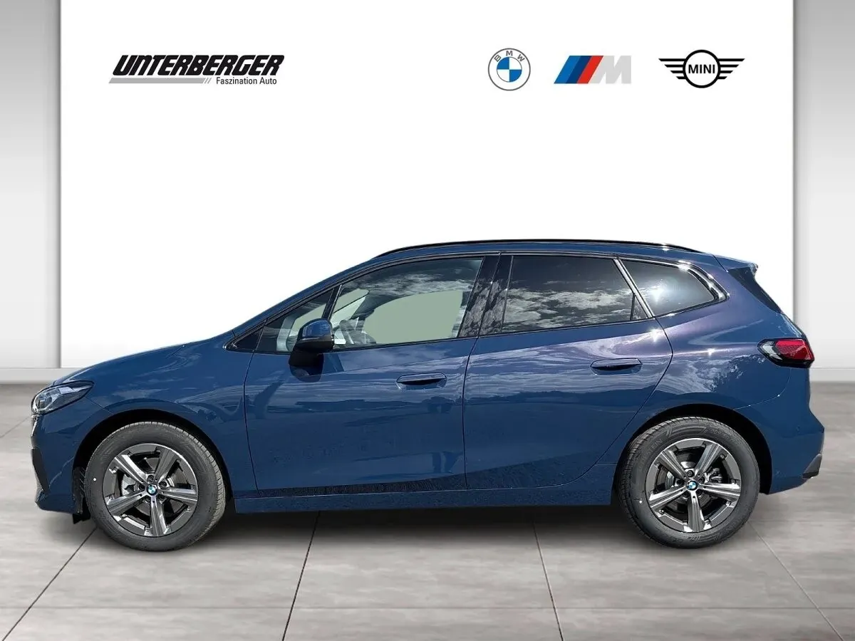 BMW 2 Series 2026 photo 3