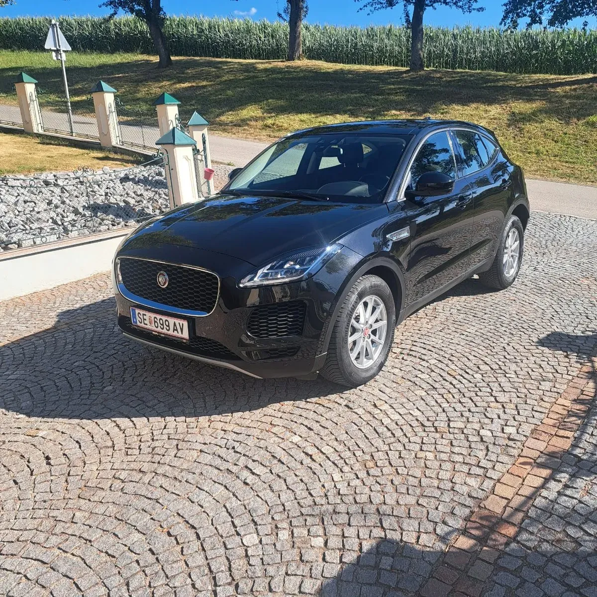 Jaguar E-Pace
