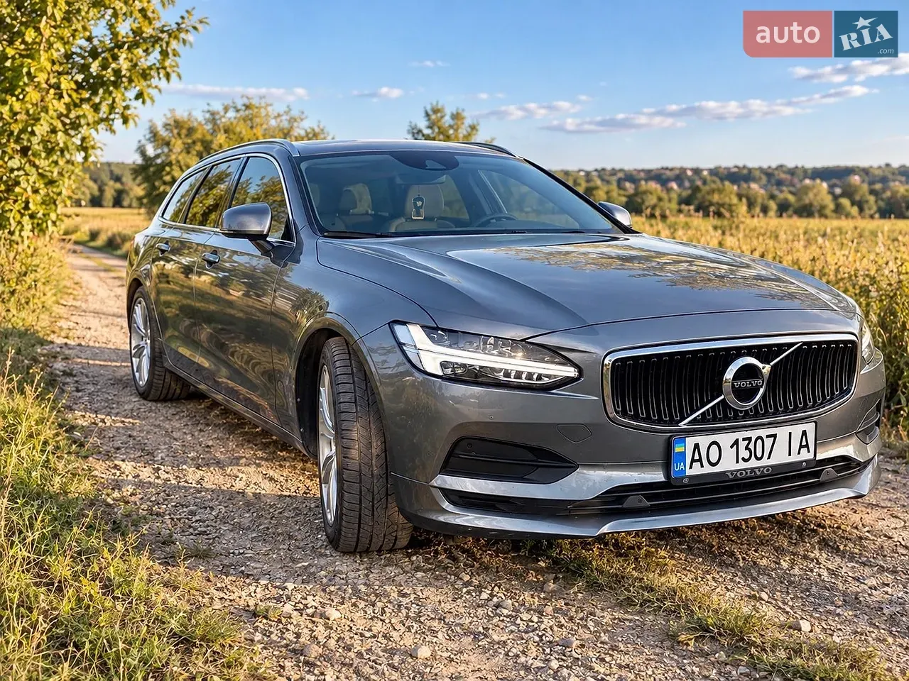 Volvo V90 2017 photo 2