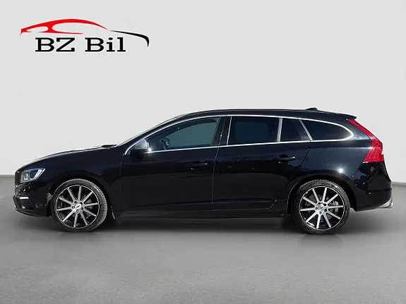 Volvo V60 2018 photo 2
