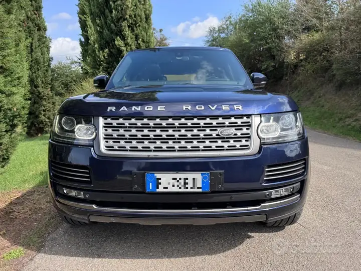 Land Rover Range Rover Vogue 2015 photo 2