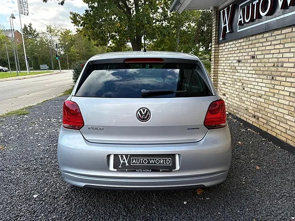 Volkswagen Polo 2010 photo 5
