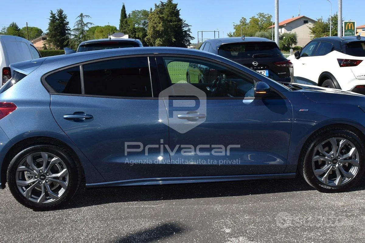 Ford Focus 2023 photo 5