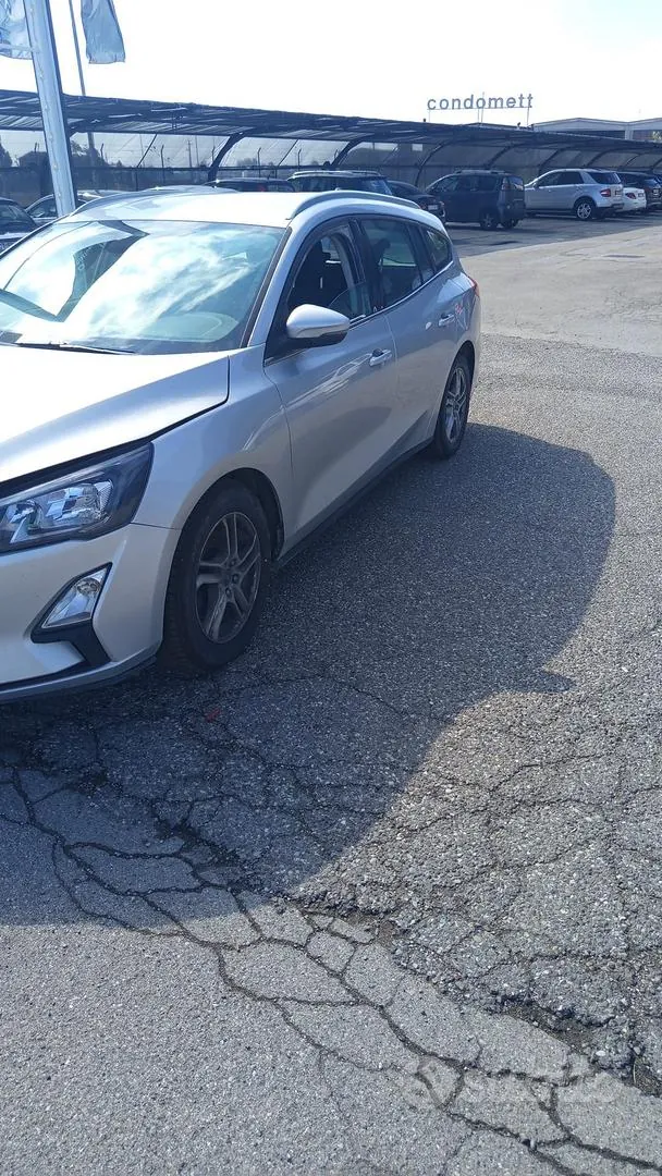 Ford Focus 2021 photo 5