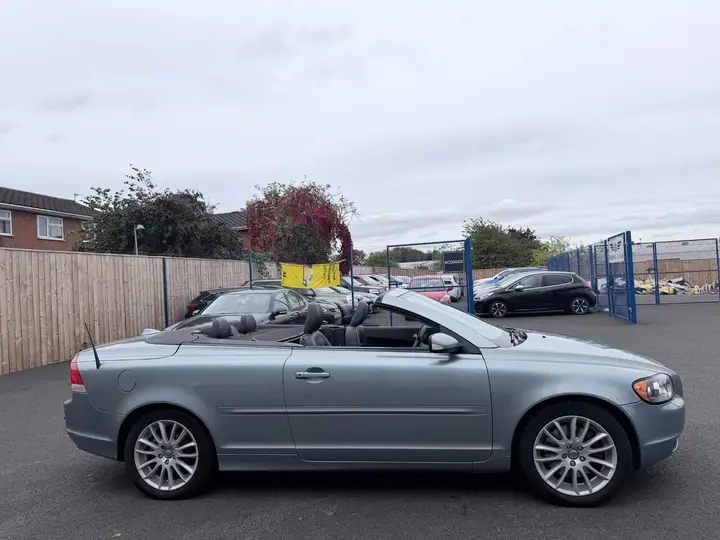 Volvo C70 2006 photo 5