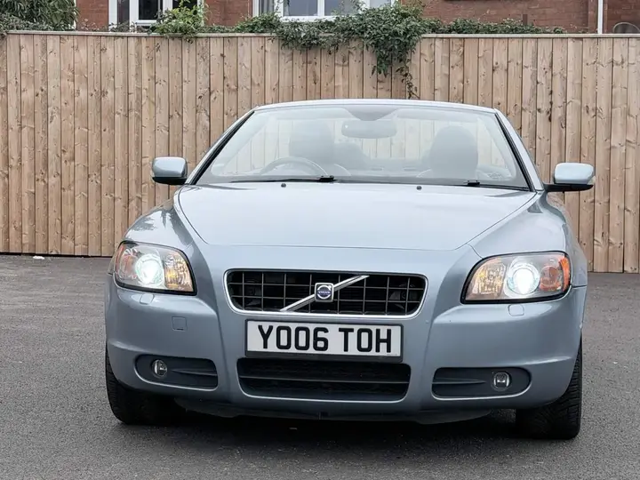 Volvo C70 2006 photo 3