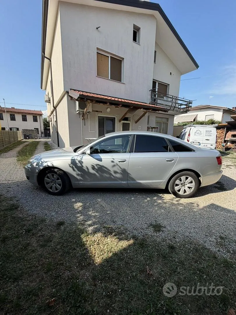 Audi A6 2006 photo 2
