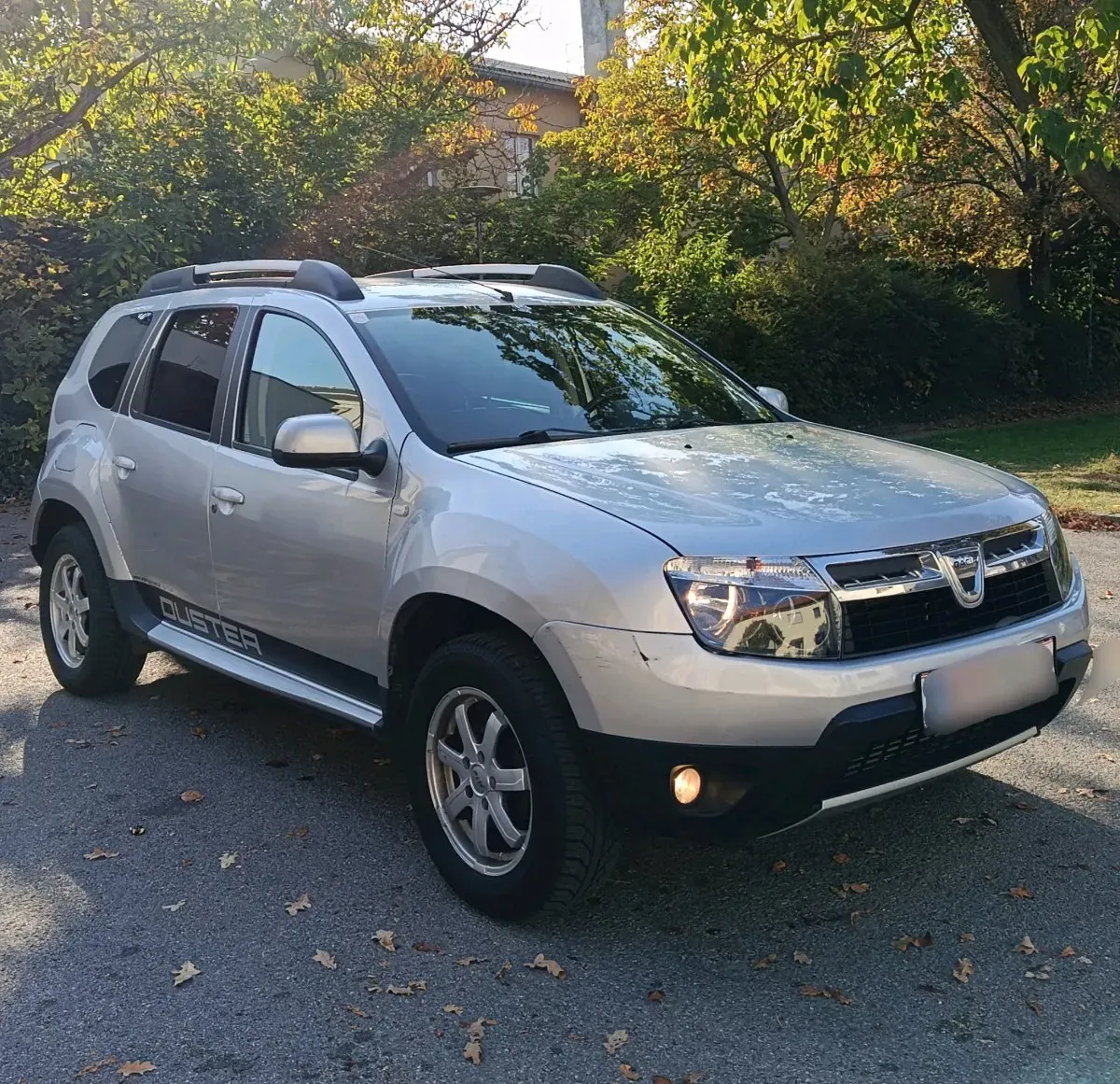 Dacia Duster 2012 photo 2