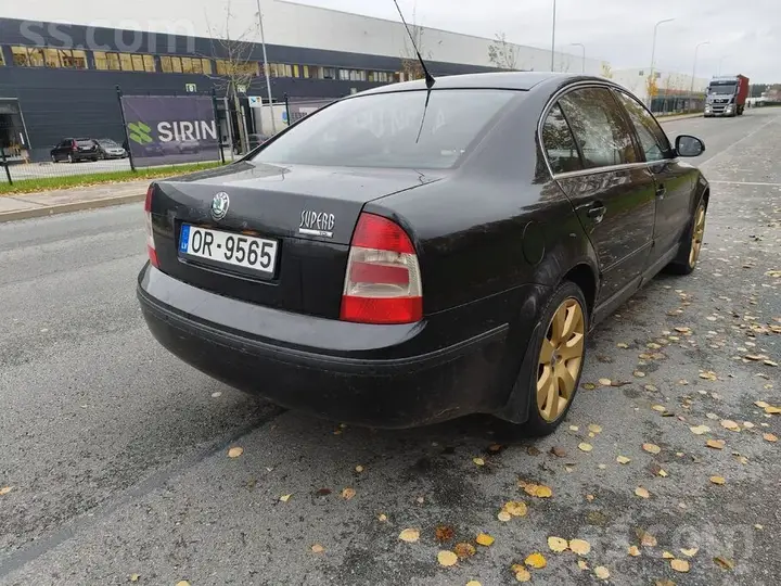Skoda Superb 2006 photo 3