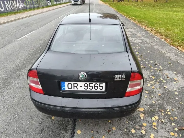 Skoda Superb 2006 photo 4