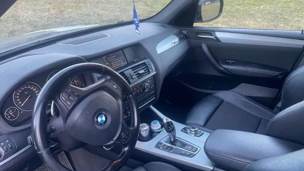 BMW X3 2014 photo 3