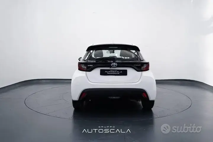 Toyota Yaris 2022 photo 5