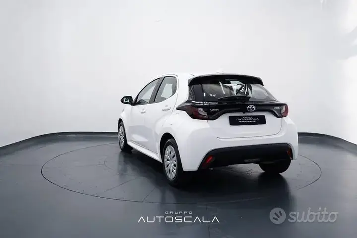 Toyota Yaris 2022 photo 4