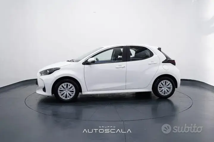 Toyota Yaris 2022 photo 3