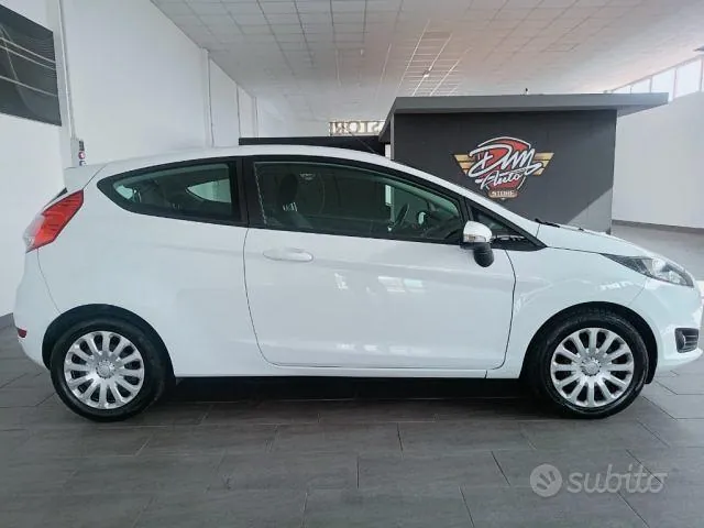 Ford Fiesta 2015 photo 4