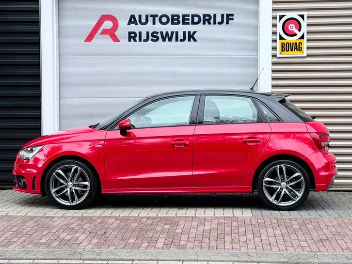 Audi A1 2012 photo 2