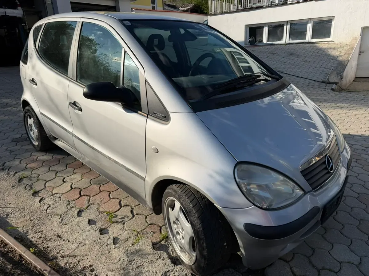 Mercedes-Benz A-Class 2003 photo 2