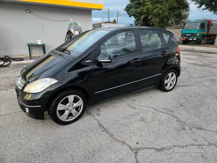 Mercedes-Benz A 2008 photo 2