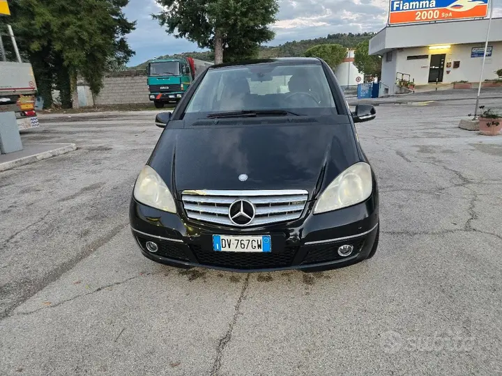 Mercedes-Benz A