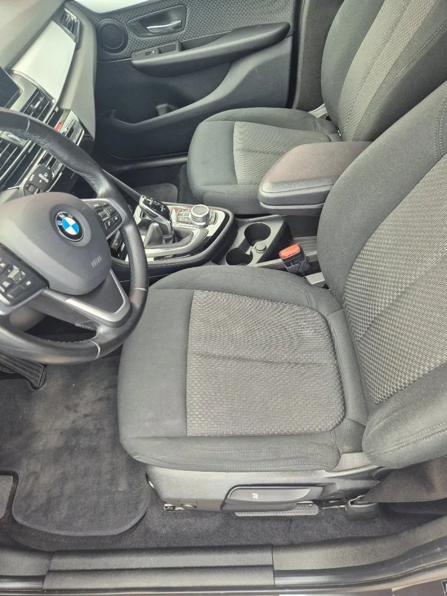 BMW 2 Series 2021 photo 2