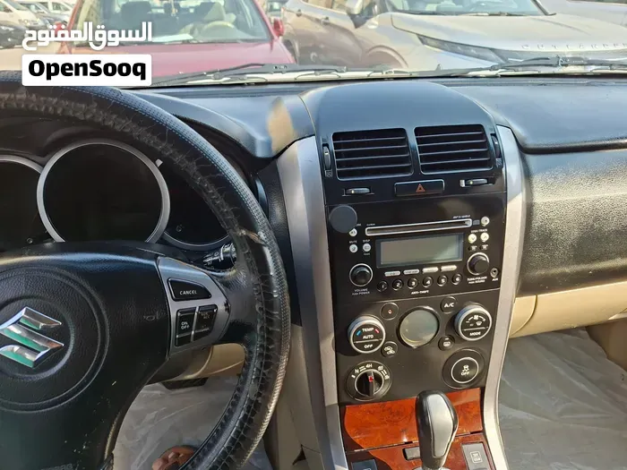 Suzuki Grand Vitara 2014 photo 3