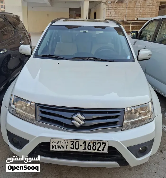 Suzuki Grand Vitara 2014 photo 2