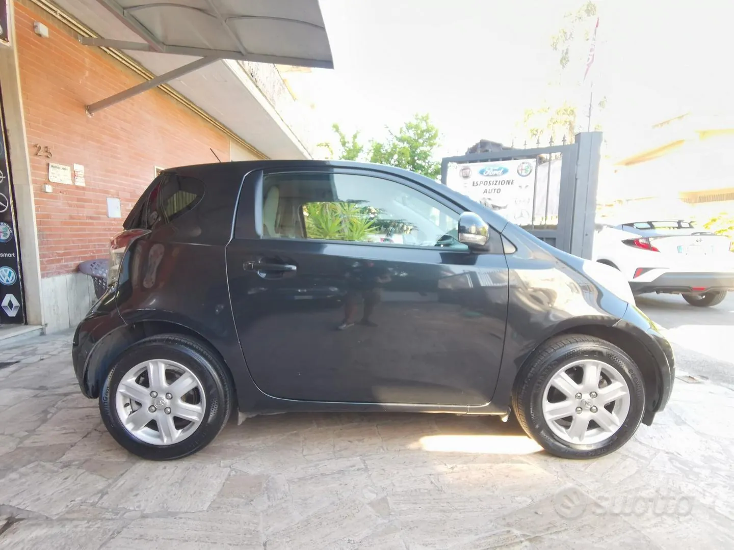 Toyota Iq 2013 photo 4