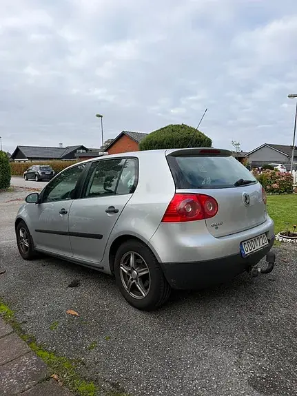 Volkswagen Golf 5 2007 photo 2