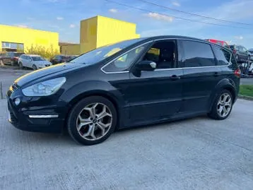 Ford S-Max 2014 photo 3