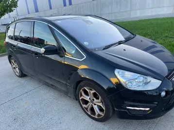 Ford S-Max 2014 photo 2