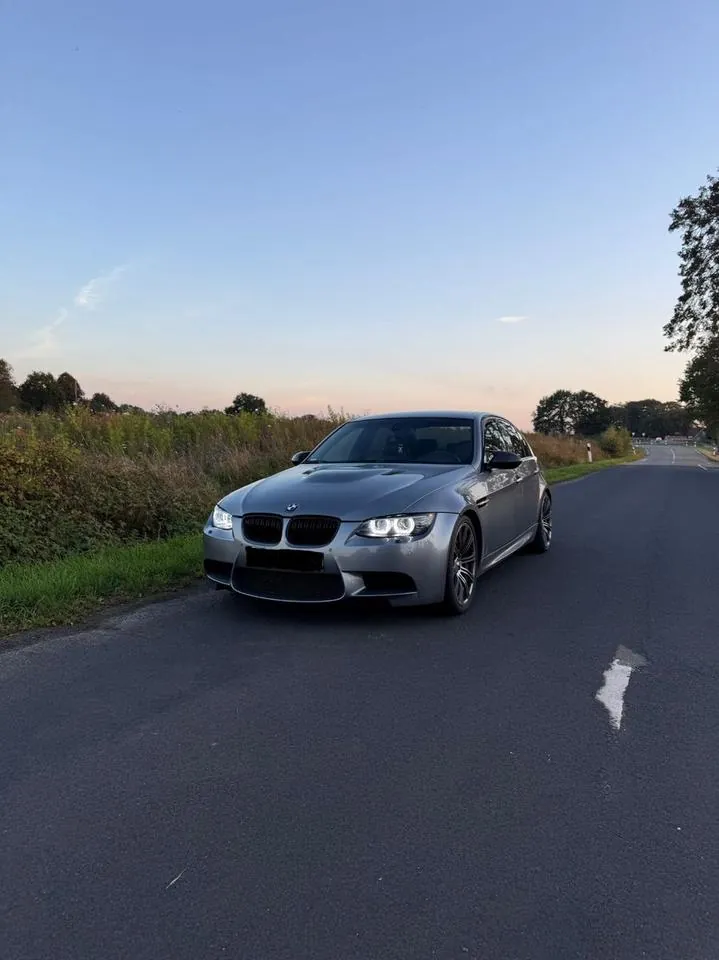 BMW E90