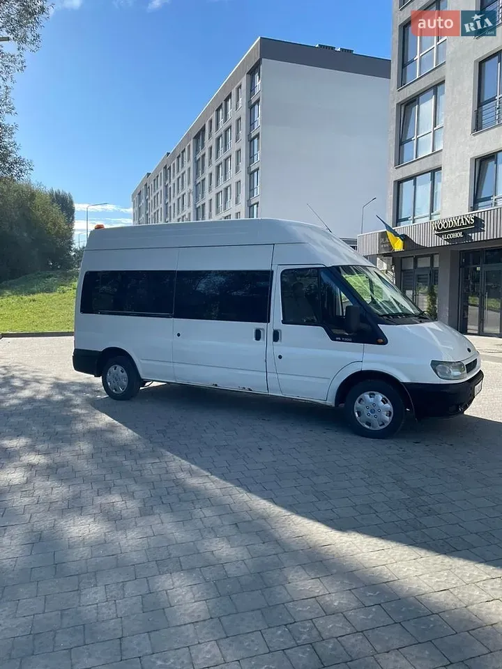 Ford Transit 2004 photo 2