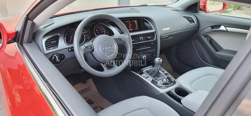 Audi A5 2012 photo 2