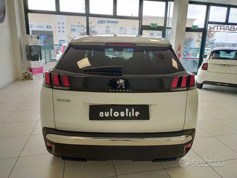 Peugeot 3008 2023 photo 5