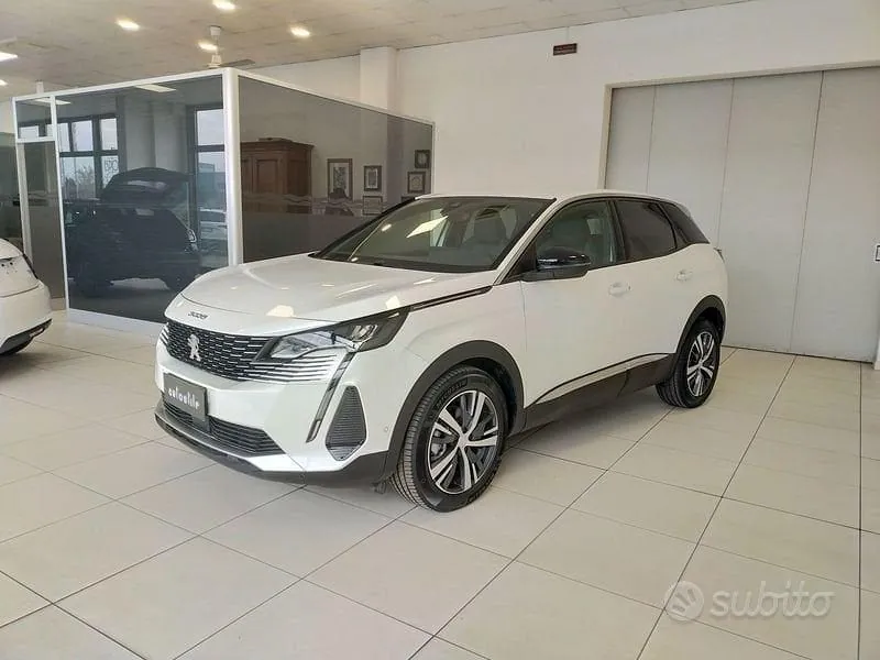 Peugeot 3008 2023 photo 3