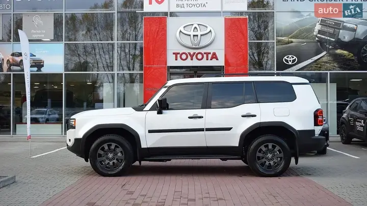 Toyota Land Cruiser Prado 2024 photo 3