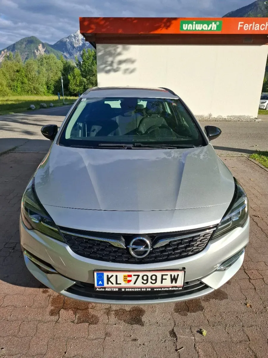 Opel Astra 2021 photo 2