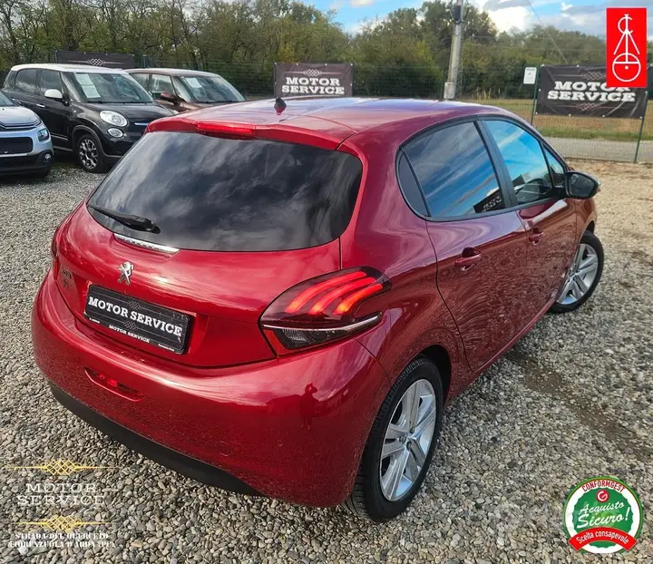 Peugeot 208 2017 photo 5