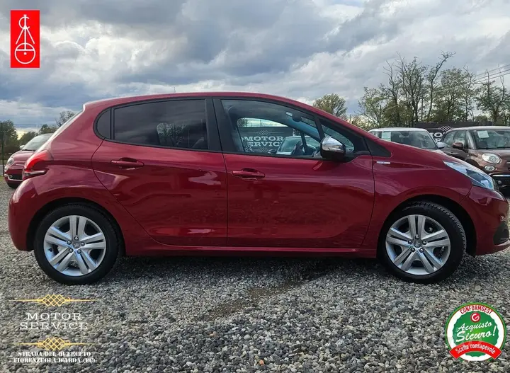 Peugeot 208 2017 photo 4