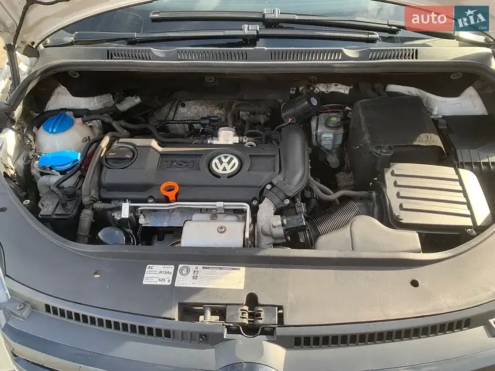 Volkswagen Golf Plus 2012 photo 4