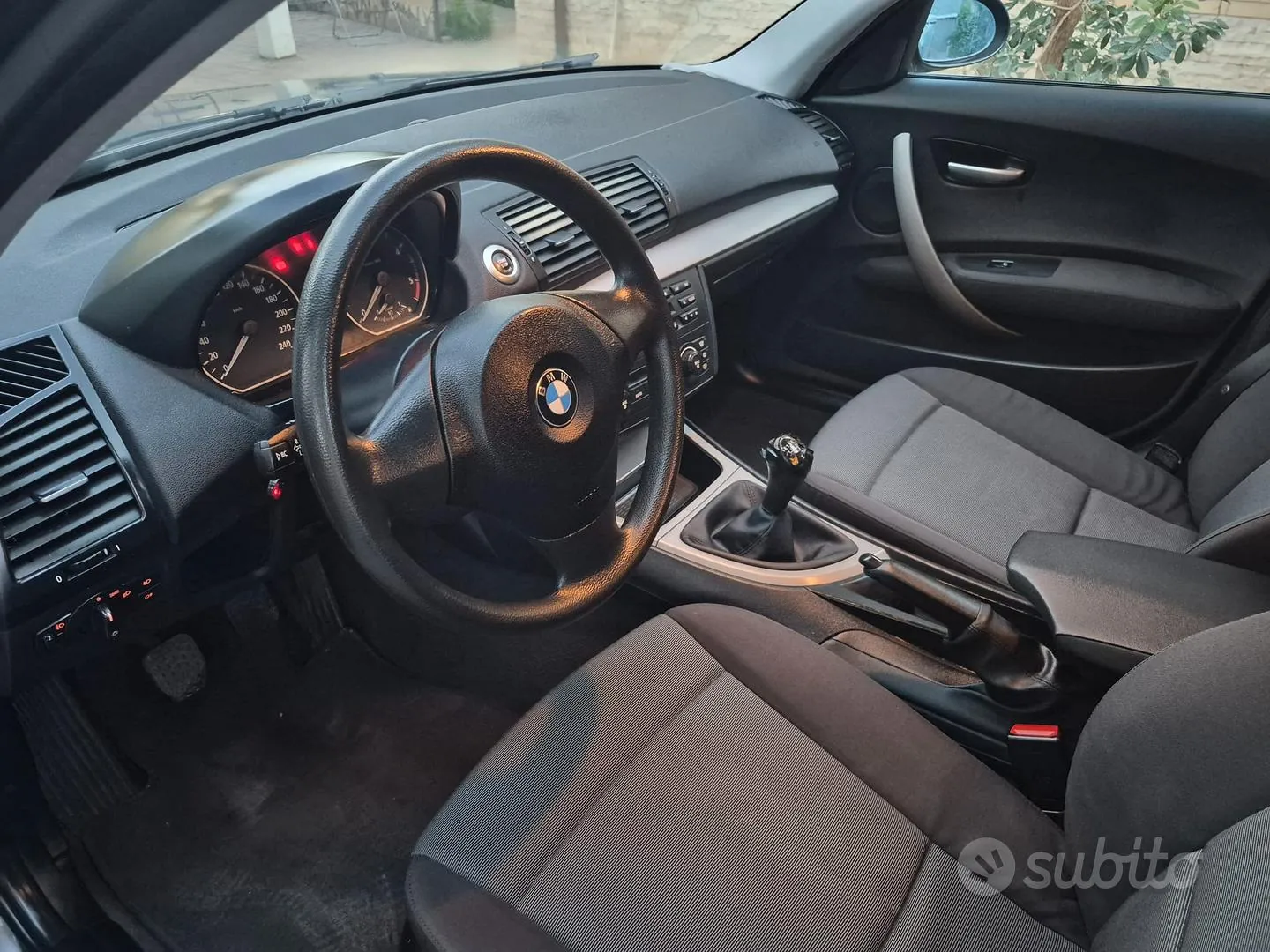 BMW 1 Series 2007 photo 4
