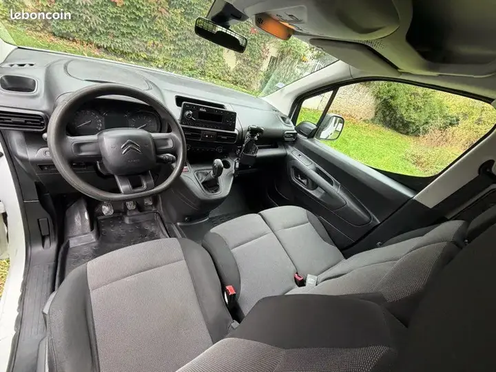 Citroen Berlingo 2020 photo 2