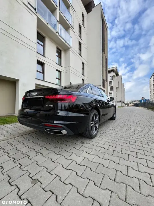 Audi A4 2022 photo 5