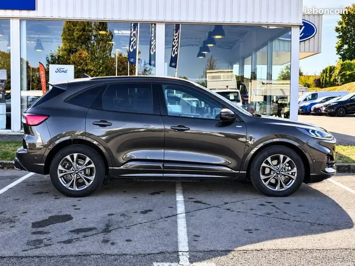 Ford Kuga 2021 photo 4