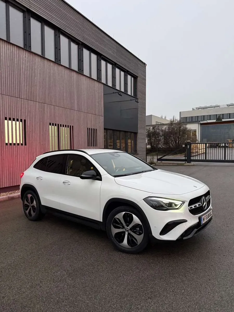 Mercedes-Benz Gla Class