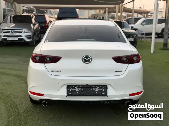 Mazda 3 2023 photo 4