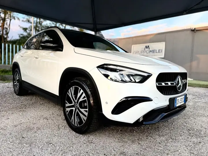 Mercedes-Benz Gla 2023 photo 2