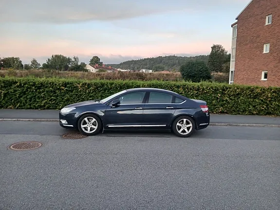 Citroen C5 2012 photo 2
